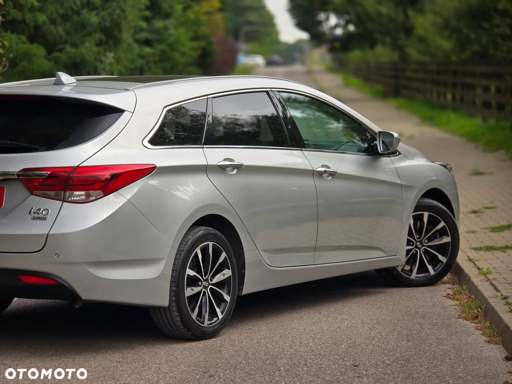 Hyundai i40 Kombi 1.7 CRDi DCT Premium - 41