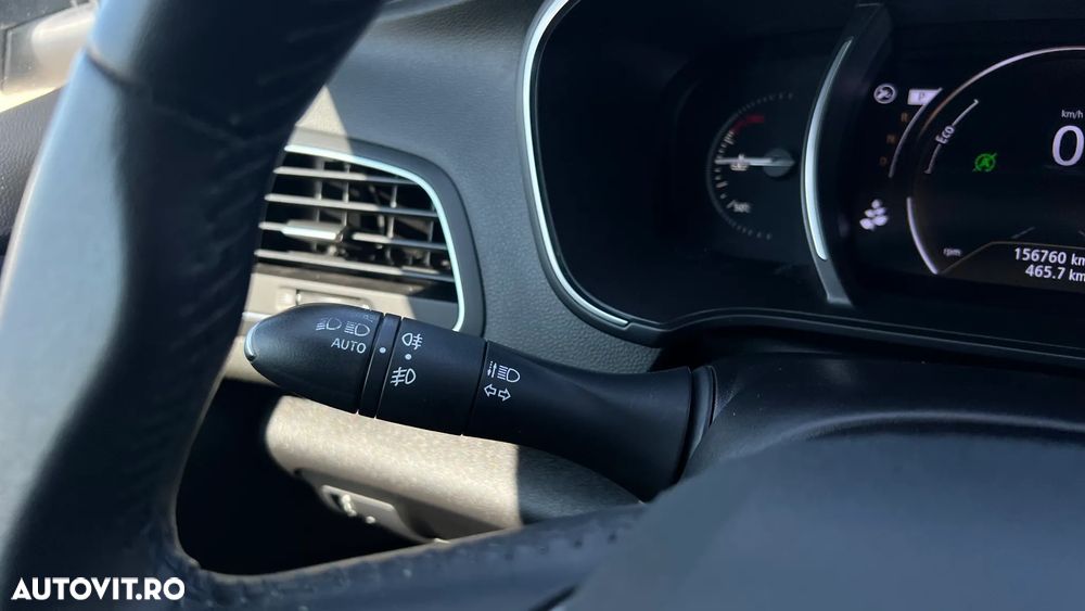 Renault Megane BLUE dCi 115 EDC BUSINESS EDITION - 19