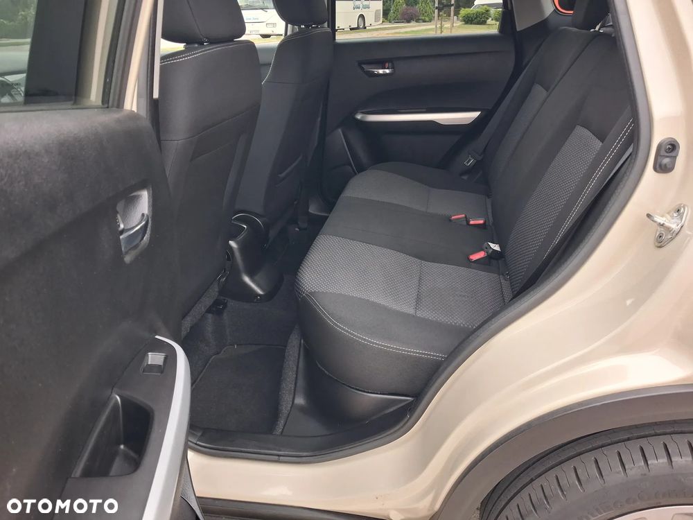 Suzuki Vitara 1.6 (4x4) Allgrip Comfort+ - 13