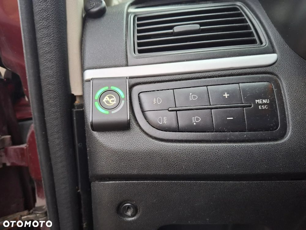 Fiat Linea 1.4 T-Jet 16V Dynamic - 20