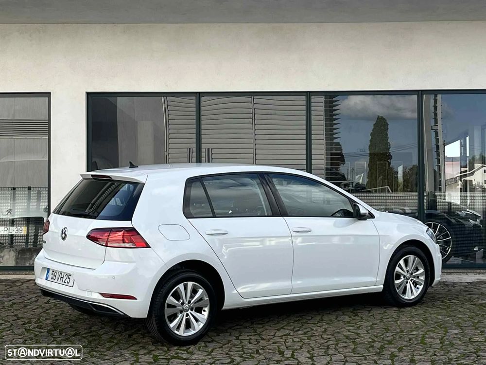 VW Golf 1.0 TSI Confortline DSG - 7
