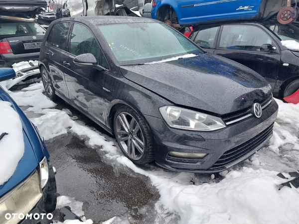 VW Golf VII HB lusterko prawe LC9X