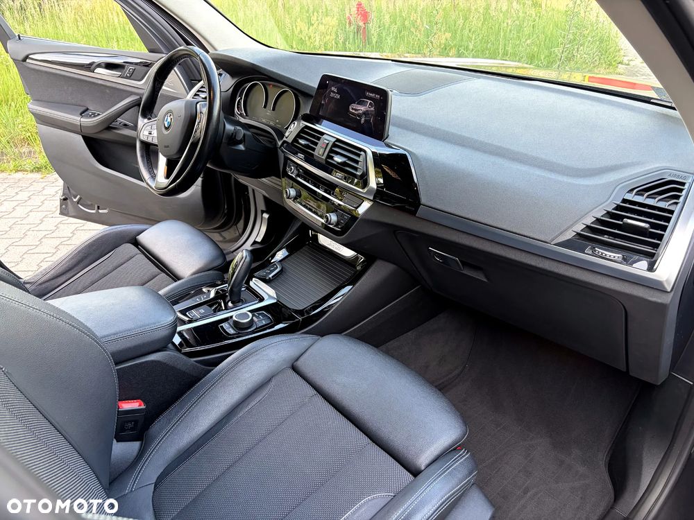 BMW X3 xDrive20i - 10