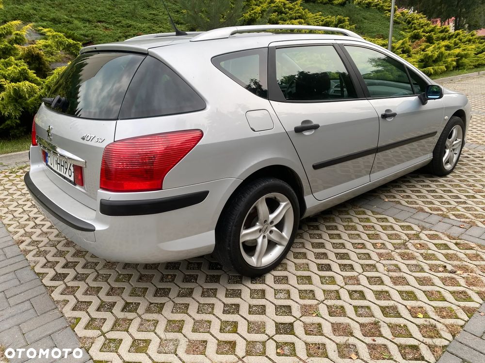 Peugeot 407 - 6