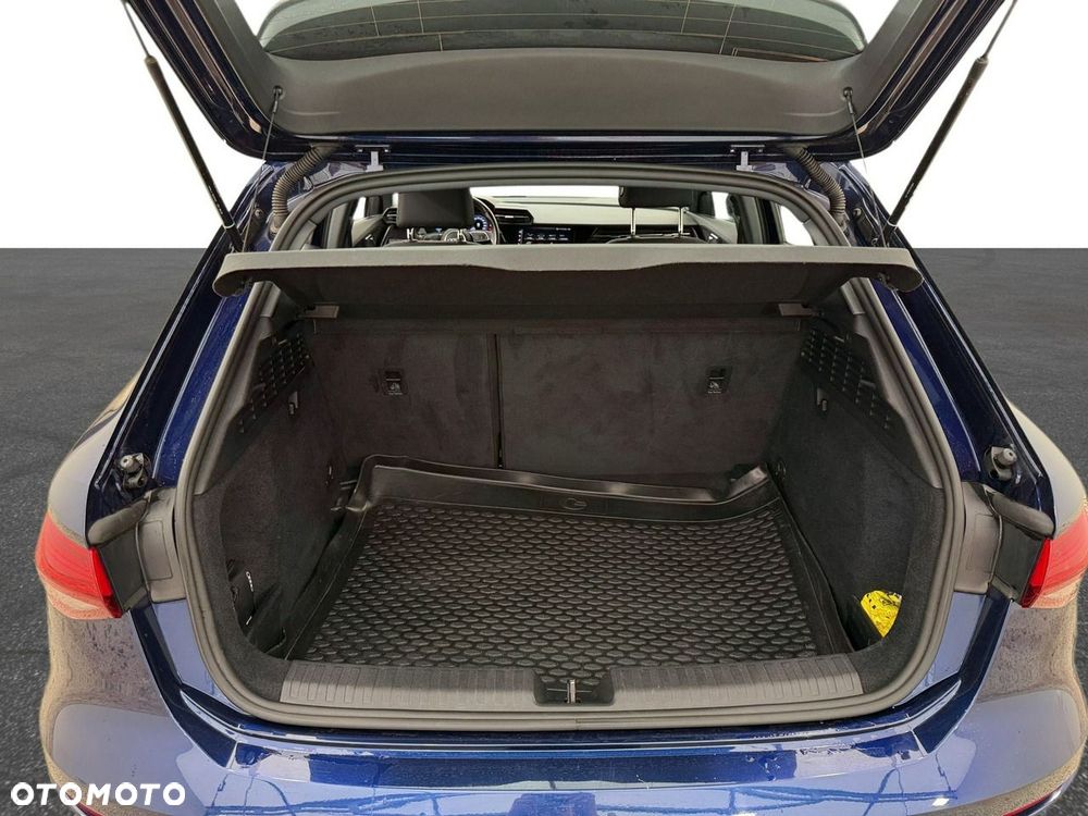 Audi A3 Sportback - 12
