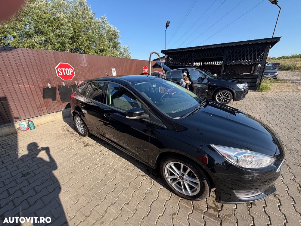 Ford Focus - 8