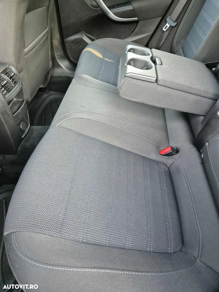 Opel Insignia 2.0 CDTI - 12