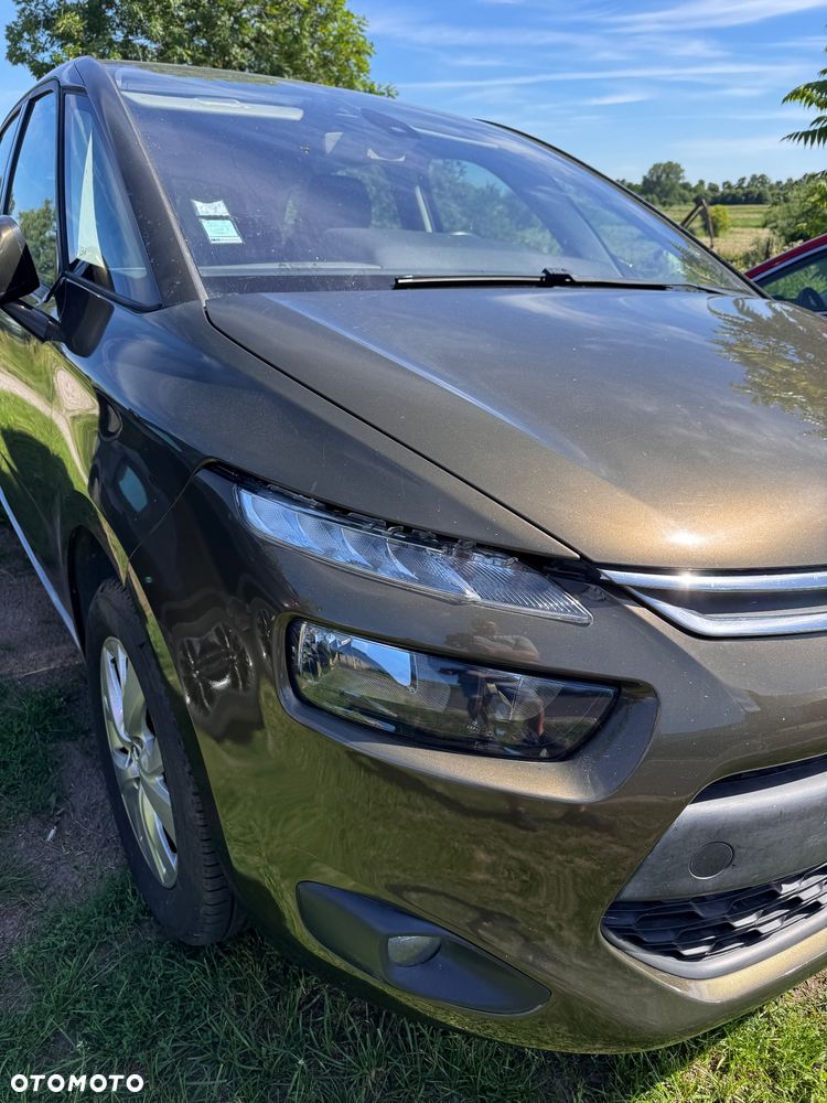 Mitsubishi Outlander 2.2 DID Instyle Navi - 24