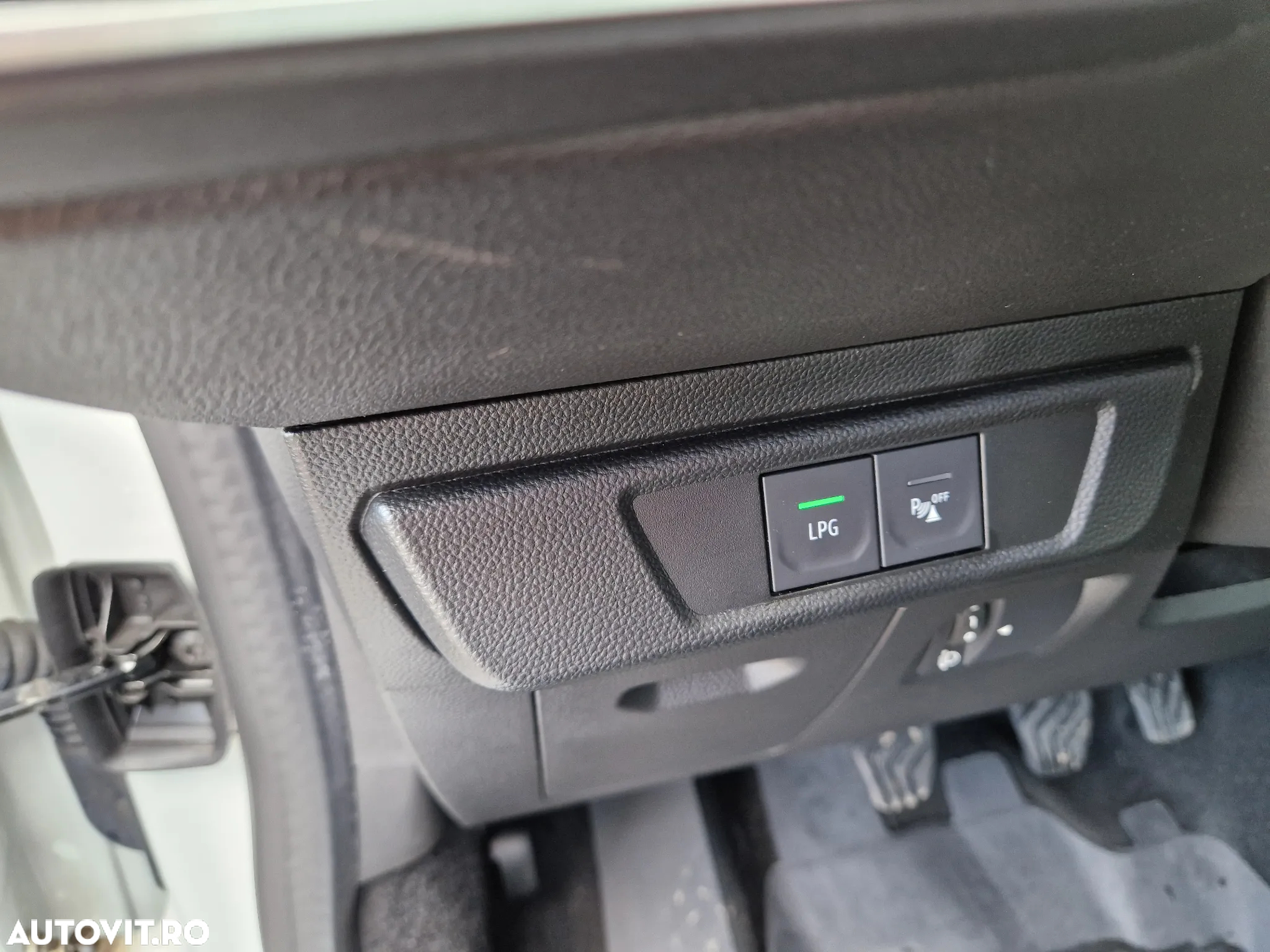 Dacia Logan ECO-G 100 MT6 Expression - 13