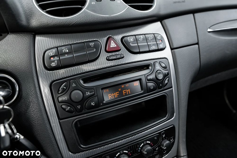 Mercedes-Benz CLK 320 Avantgarde - 27