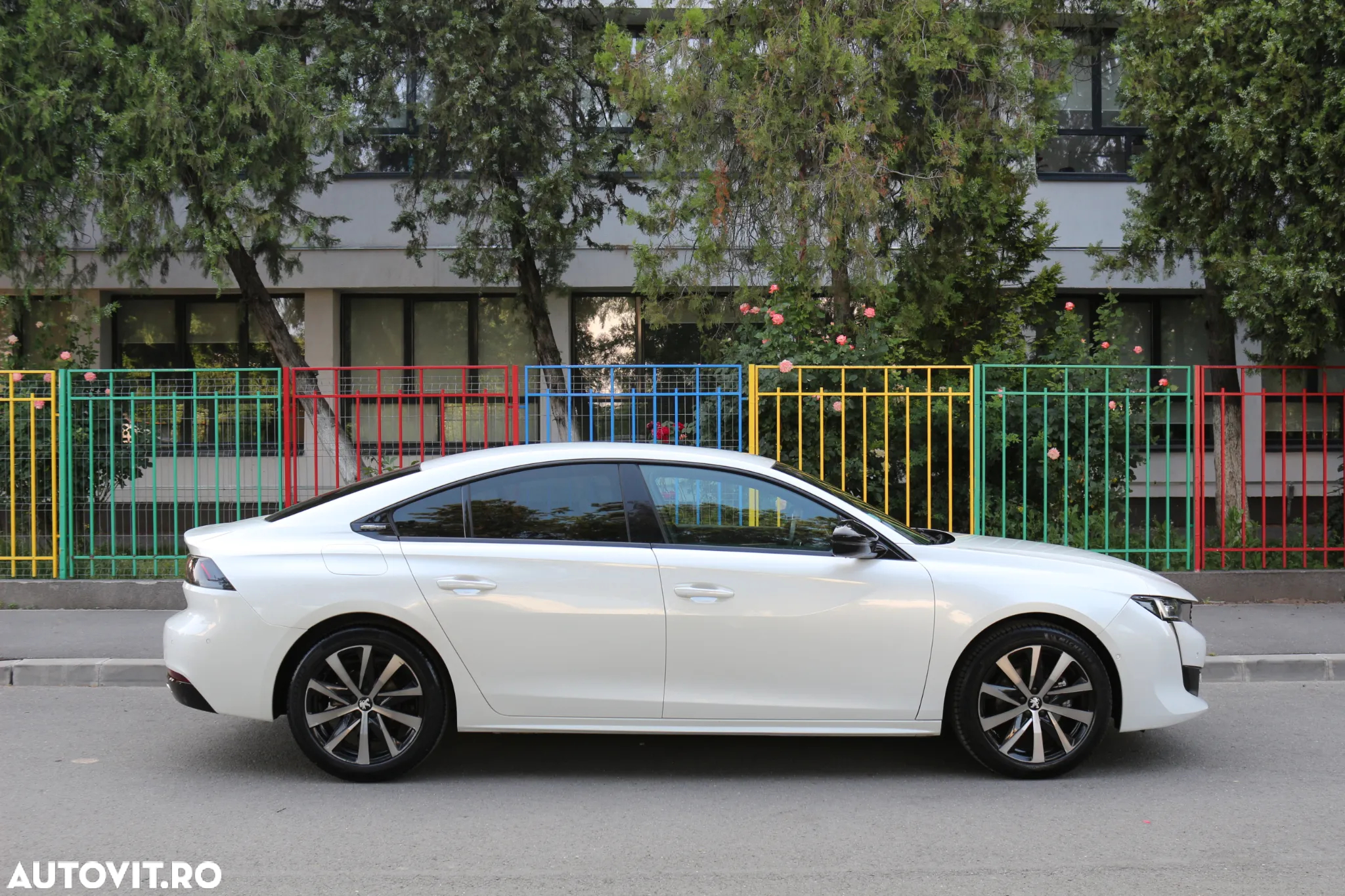 Peugeot 508 PureTech 180 EAT8 GT - 4