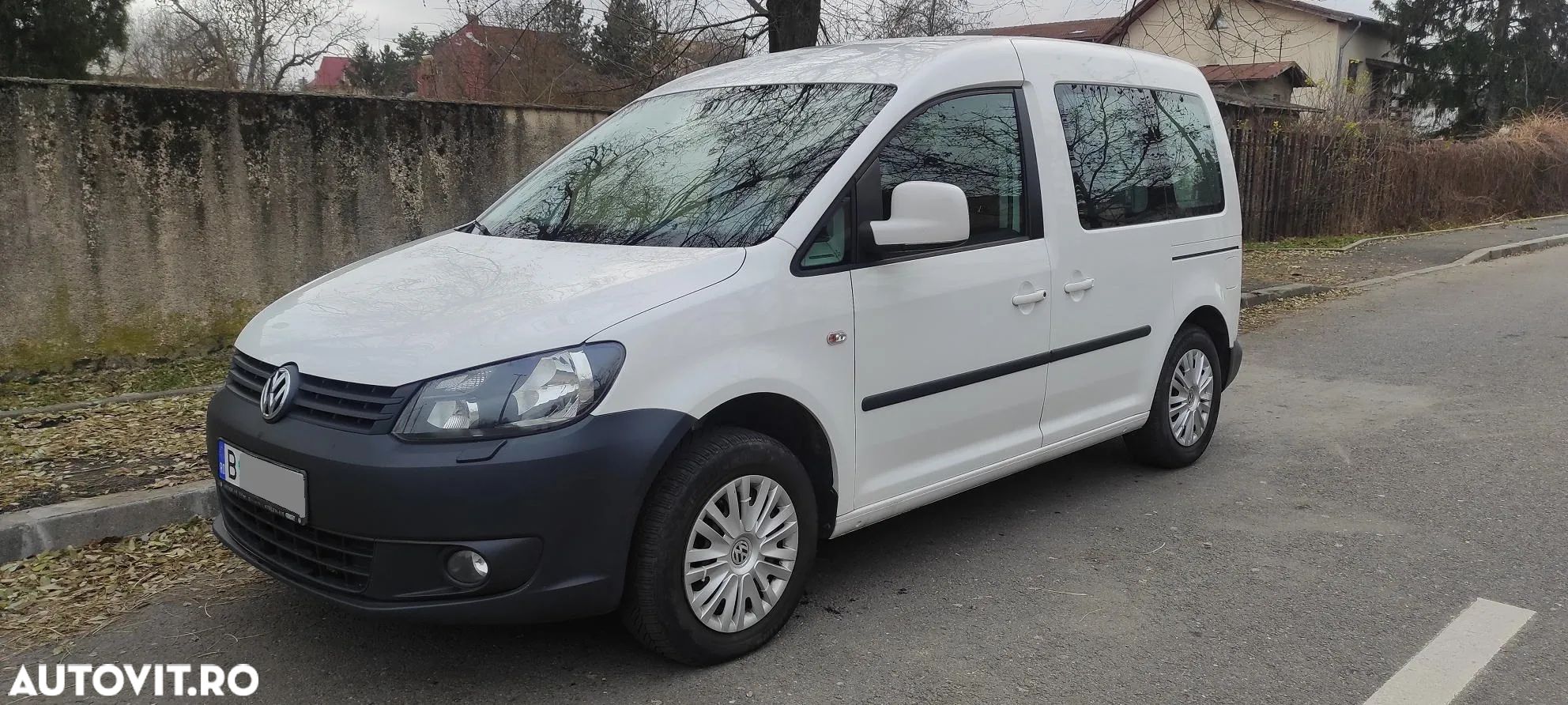 Volkswagen Caddy 1.6 TDI BlueMotion - 1