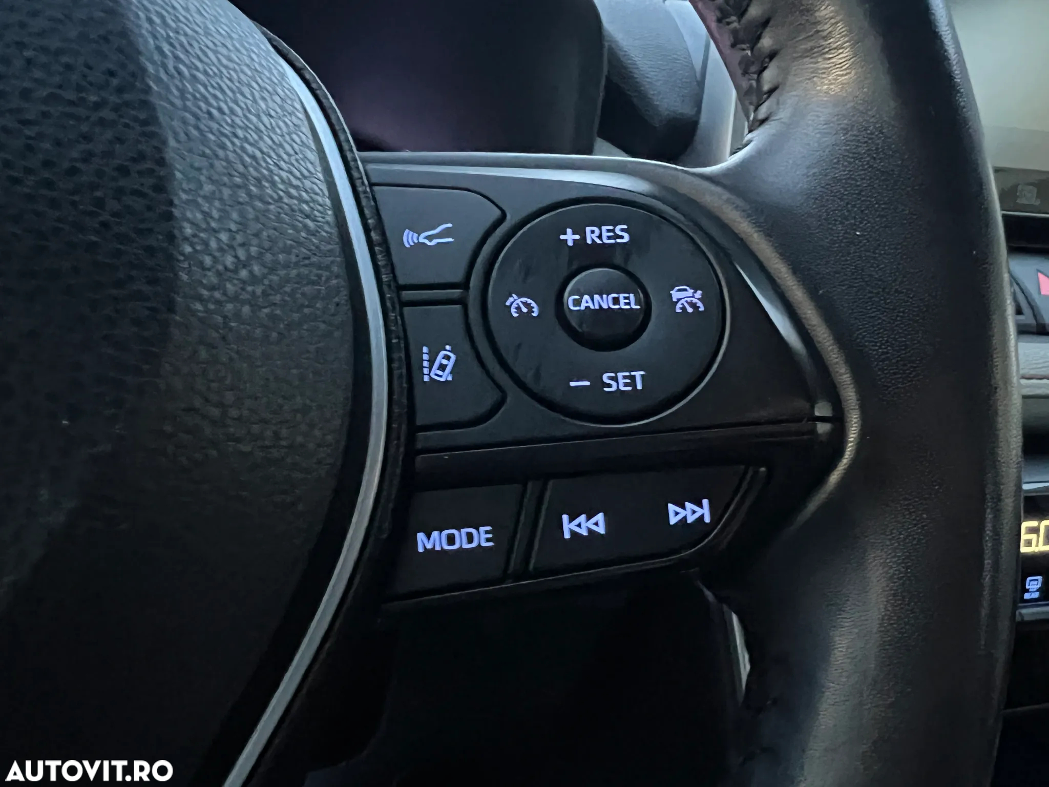 Toyota RAV4 - 22
