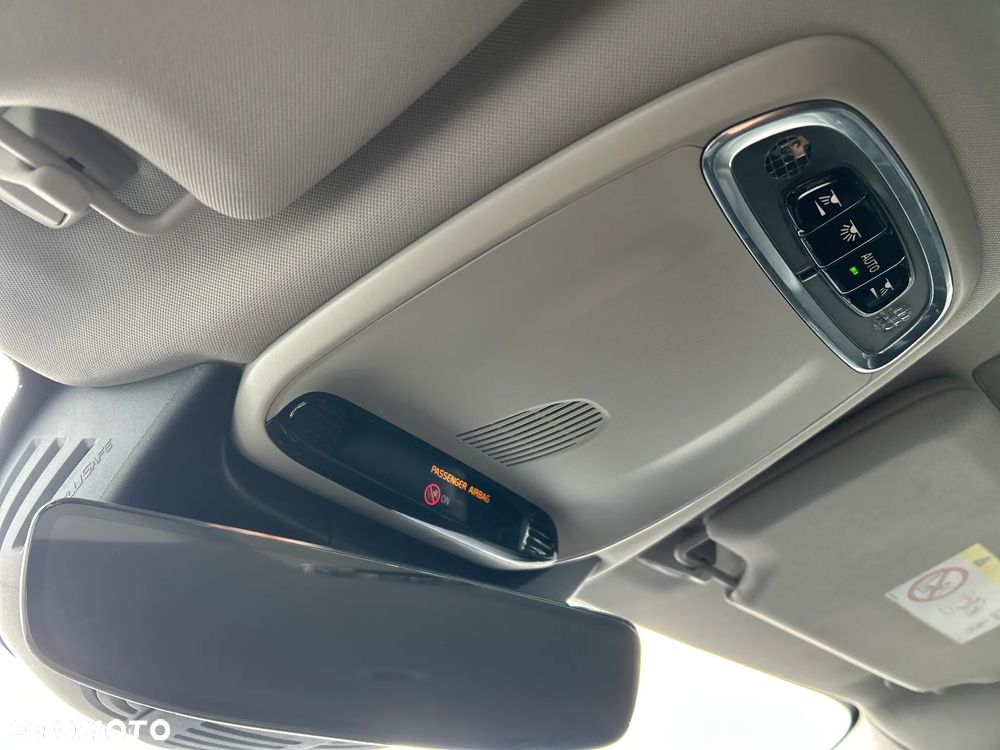 Volvo S90 D3 Momentum - 23