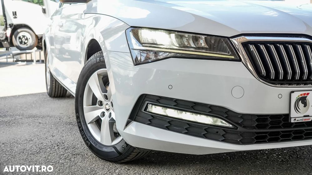Skoda Superb 1.5 TSI DSG Ambition - 33