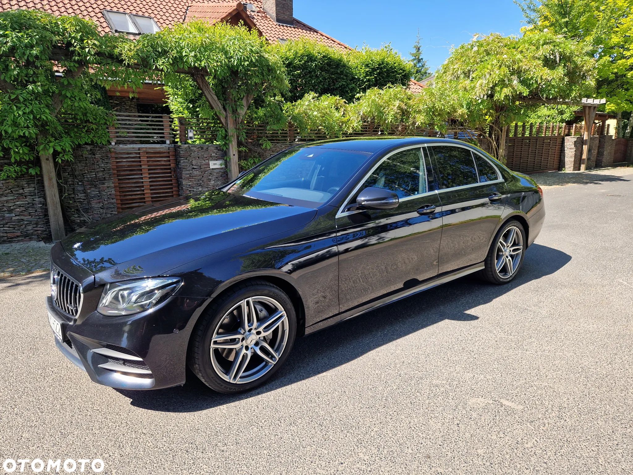 Mercedes-Benz Klasa E 220 d 9G-TRONIC - 1
