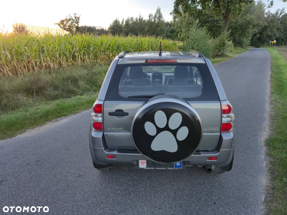 Suzuki Grand Vitara 1.6 Comfort - 19