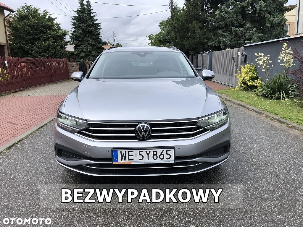 Volkswagen Passat 2.0 TDI EVO Business DSG - 2
