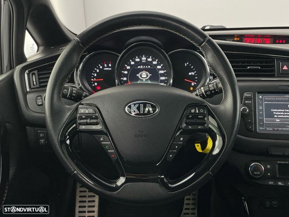 Kia Ceed SW 1.6 CRDi GT Line - 14