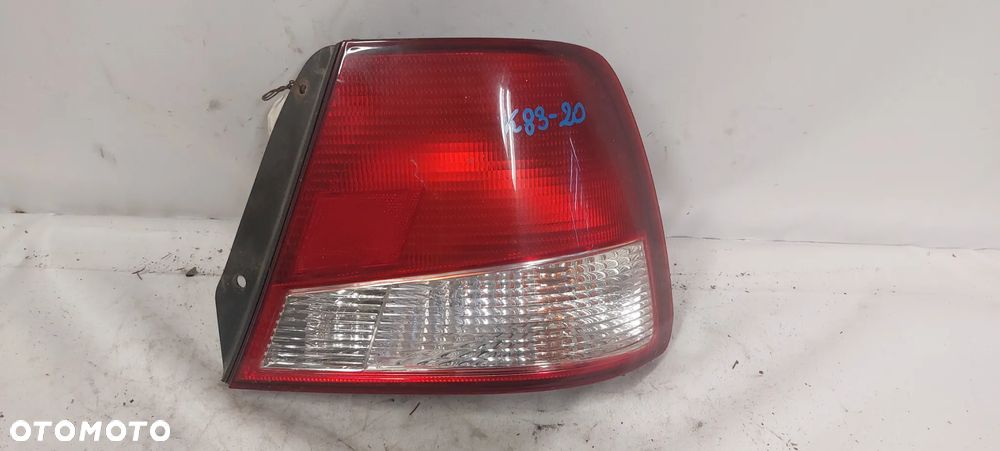 [K] HYUNDAI ACCENT 2 II 1999 2002 LAMPA TYŁ TYLNA PRAWA - 1