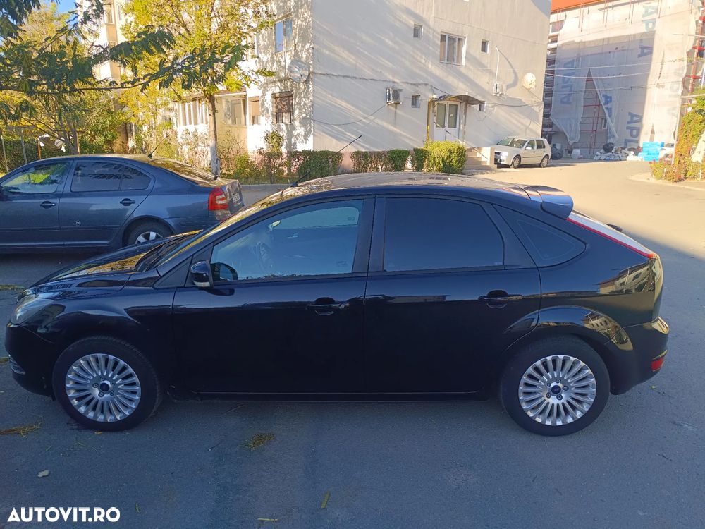 Ford Focus 1.6 TDCi DPF Titanium - 6