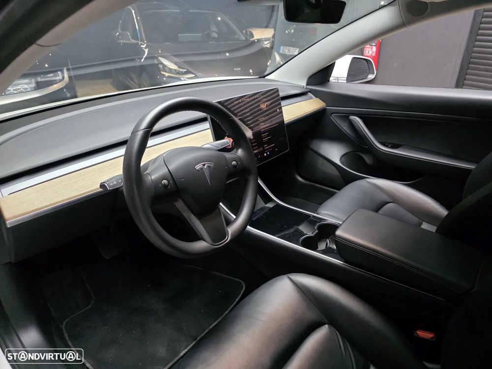 Tesla Model 3 Standard Range Plus RWD - 11