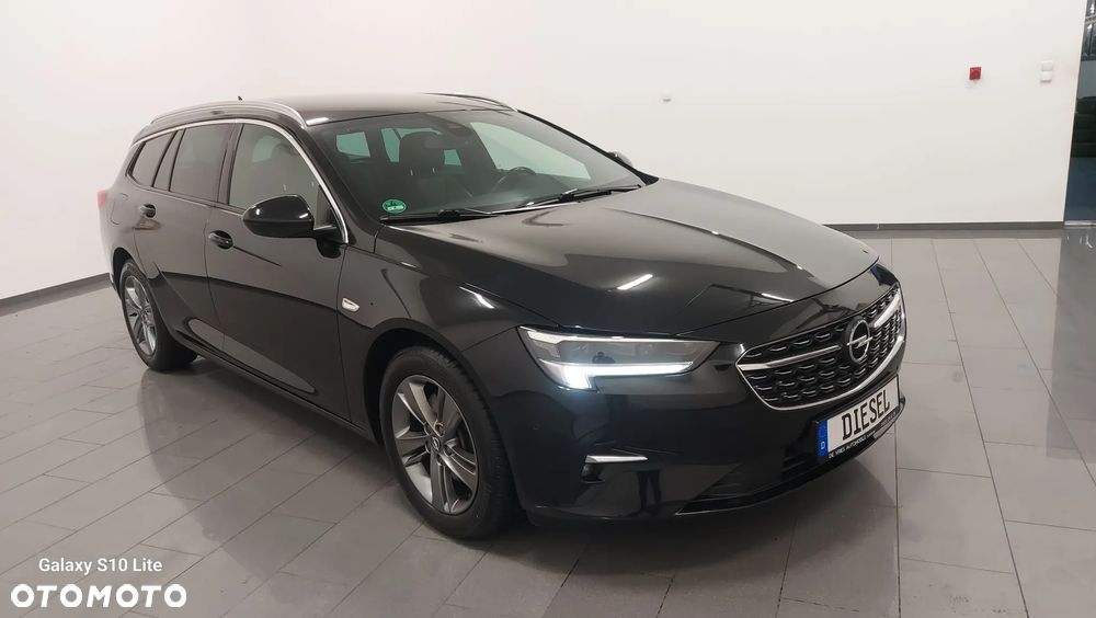 Opel Insignia - 2