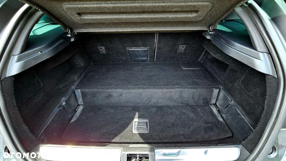 Citroën DS5 2.0 HDi Hybrid4 SoChic MCP - 4