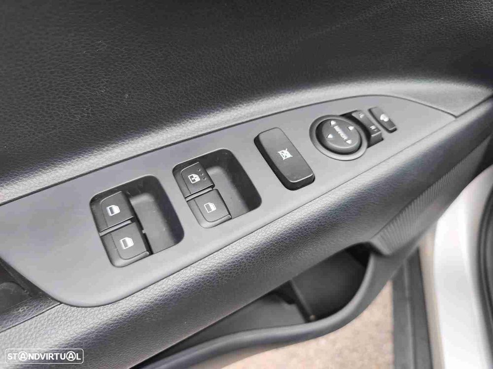 Kia Stonic 1.0 T-GDI Drive - 17