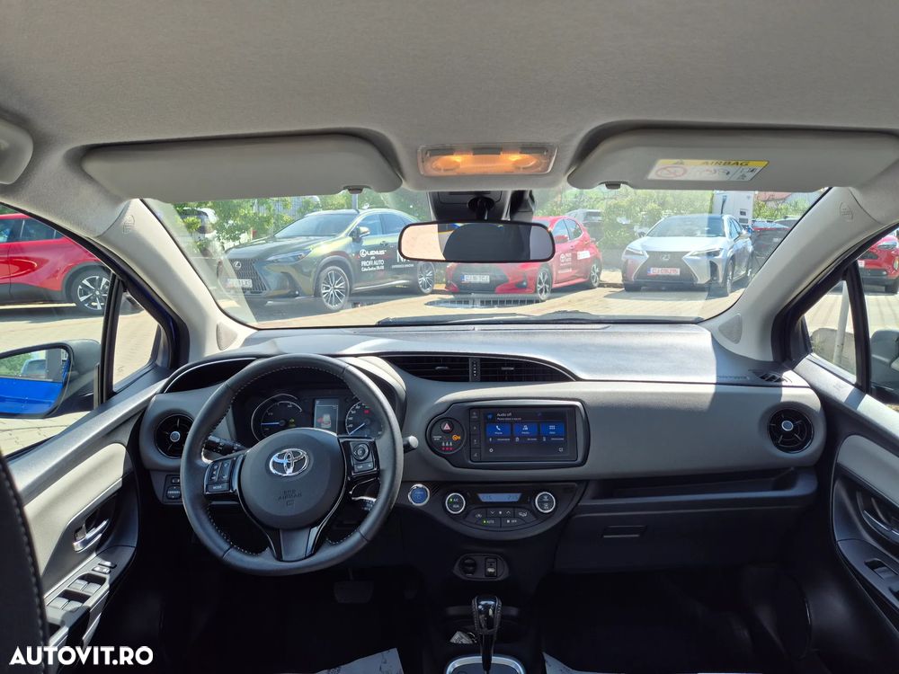 Toyota Yaris 1.5 VVT-i HSD Luna - 12