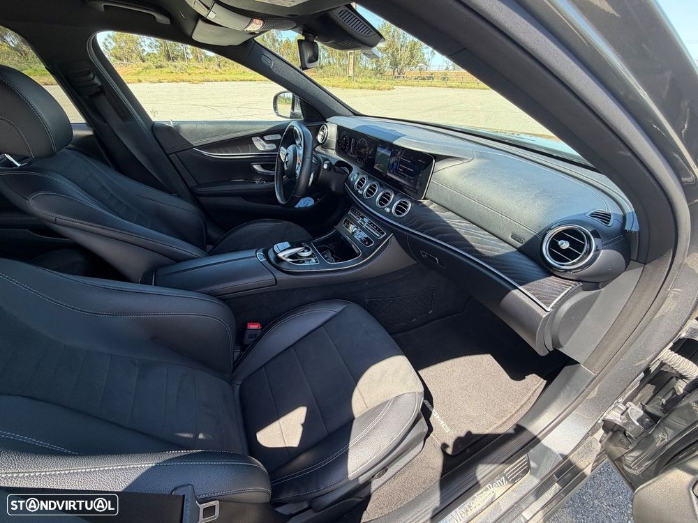 Mercedes-Benz E 220 d AMG - 13