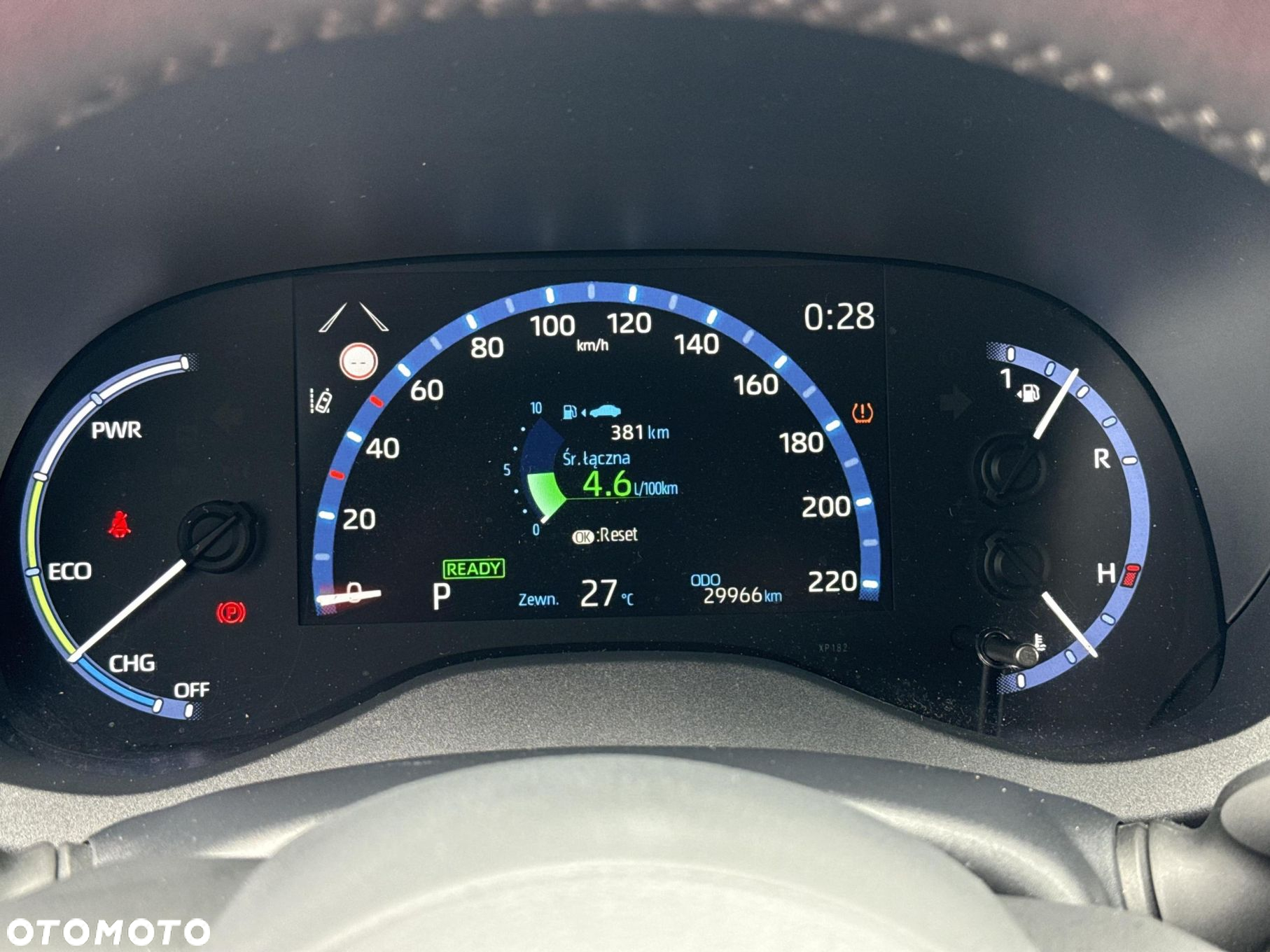Toyota Yaris Cross Hybrid 1.5 Executive - 13