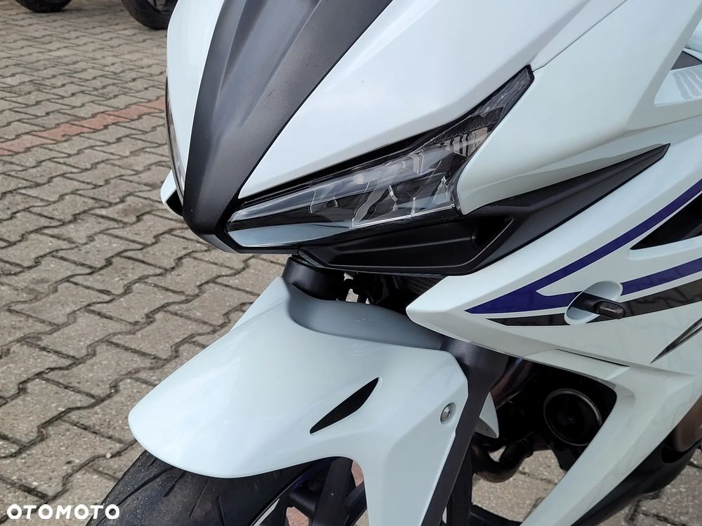 Honda CBR - 24