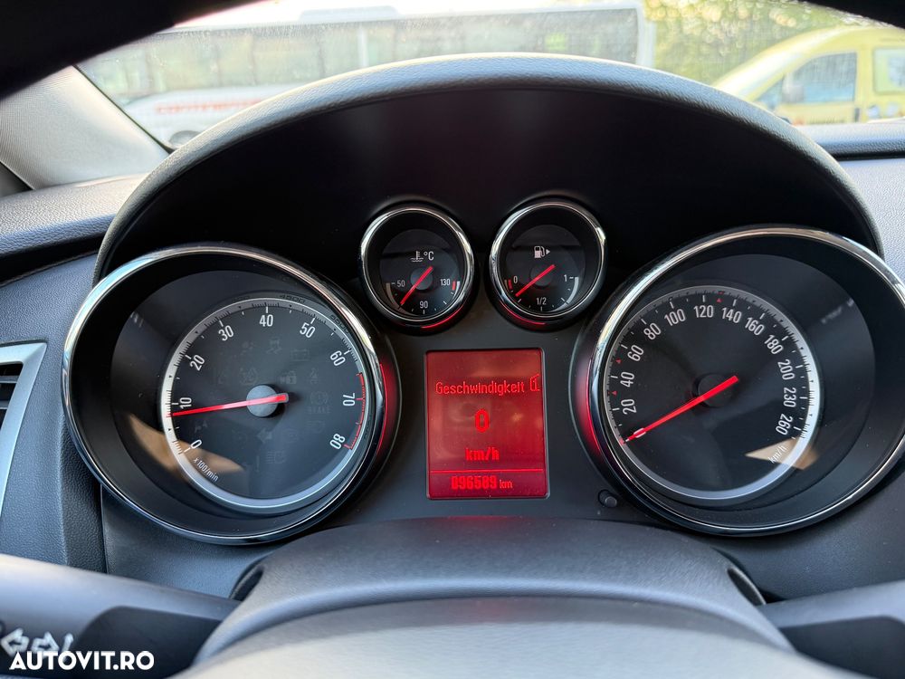 Opel Astra 1.4 Turbo Design Edition - 9