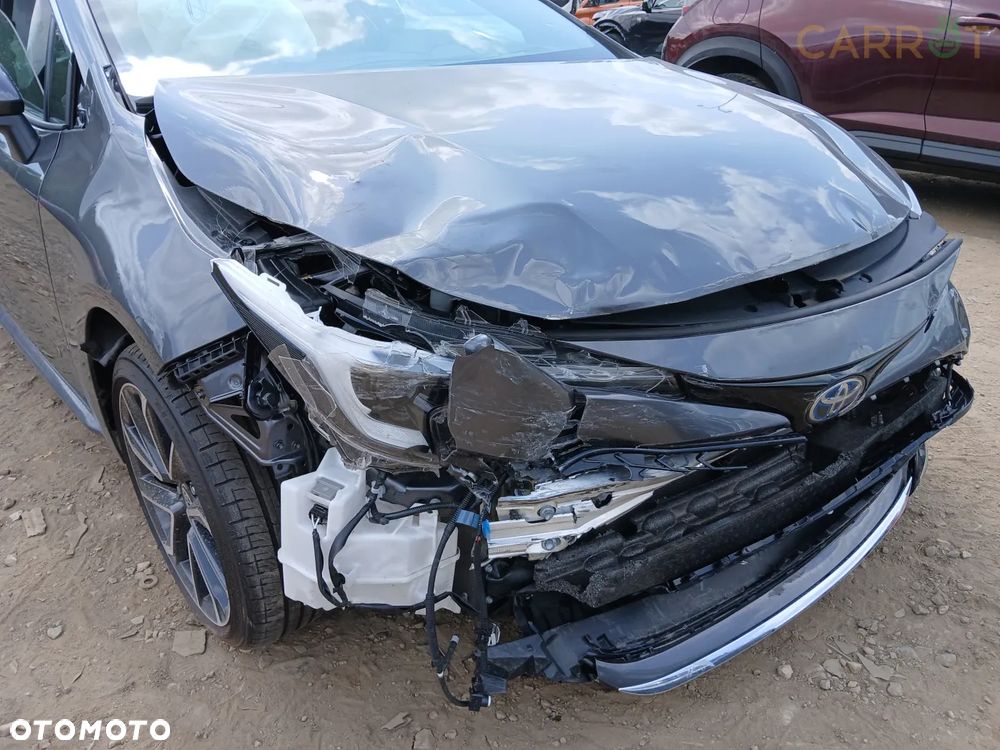 Toyota Corolla 2.0 Hybrid Executive - 35