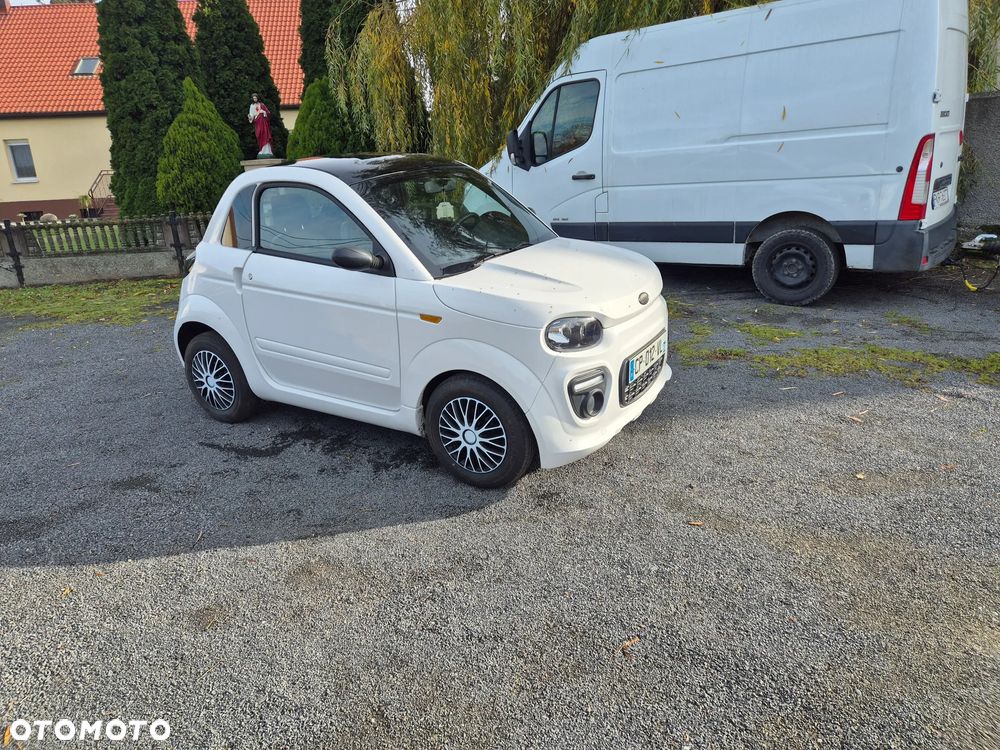Microcar DUE - 15