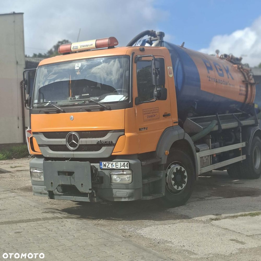 Mercedes-Benz AXOR 1824 - 4