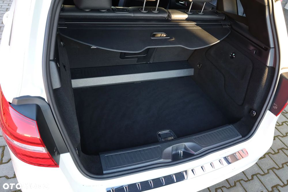 Mercedes-Benz Klasa B 200 UrbanStyle Edition - 32