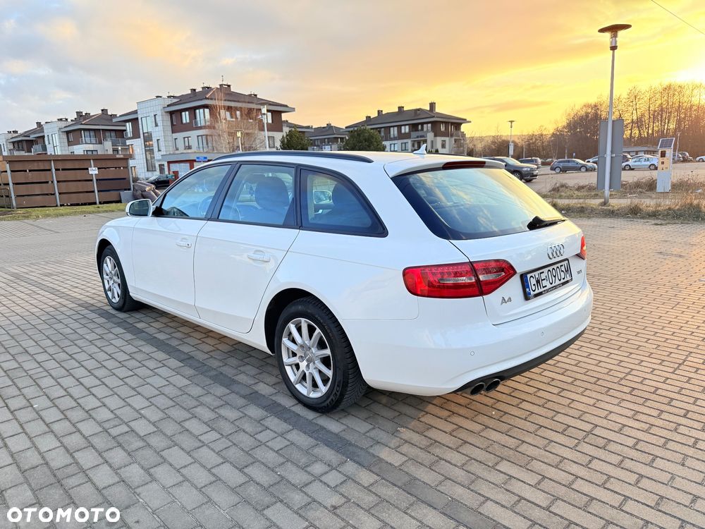 Audi A4 Avant 2.0 TDI - 16