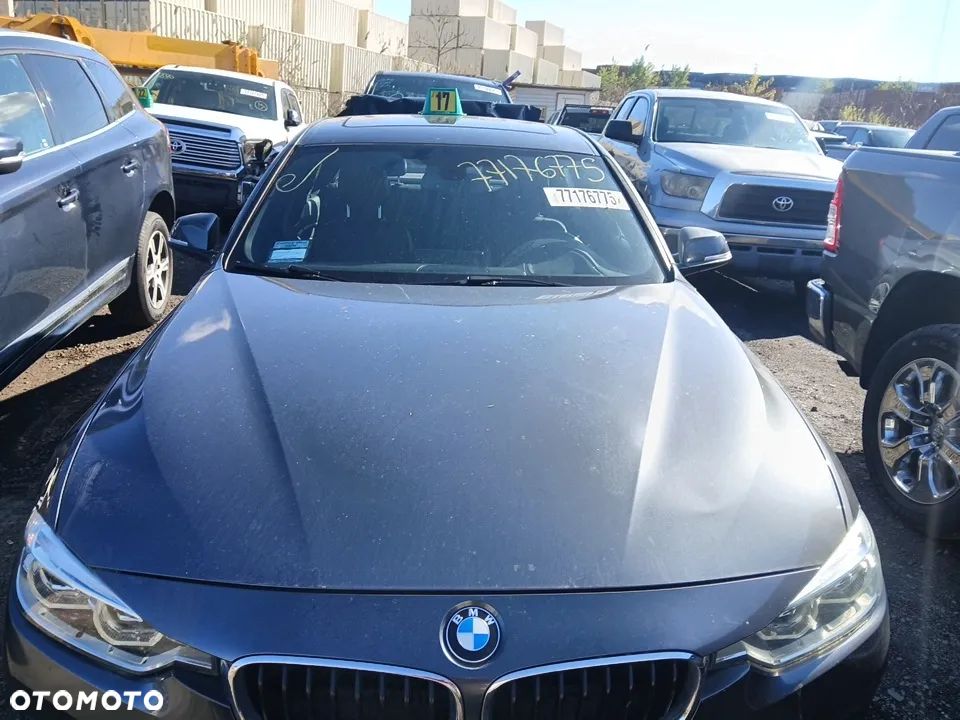 BMW Seria 3 328i xDrive - 21
