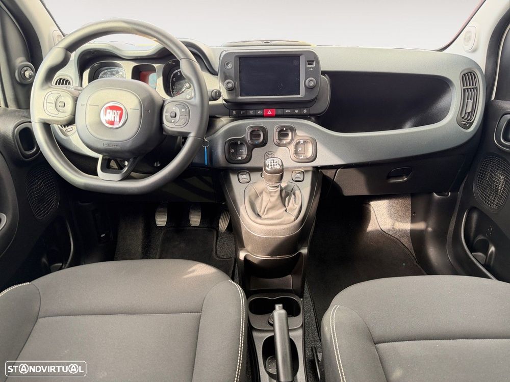Fiat Panda 1.0 Hybrid City Cross — fotografia 10