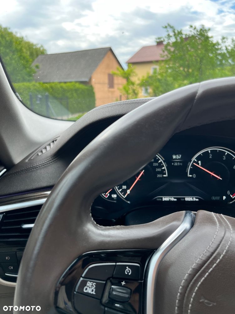 BMW Seria 5 520d Luxury Line - 27