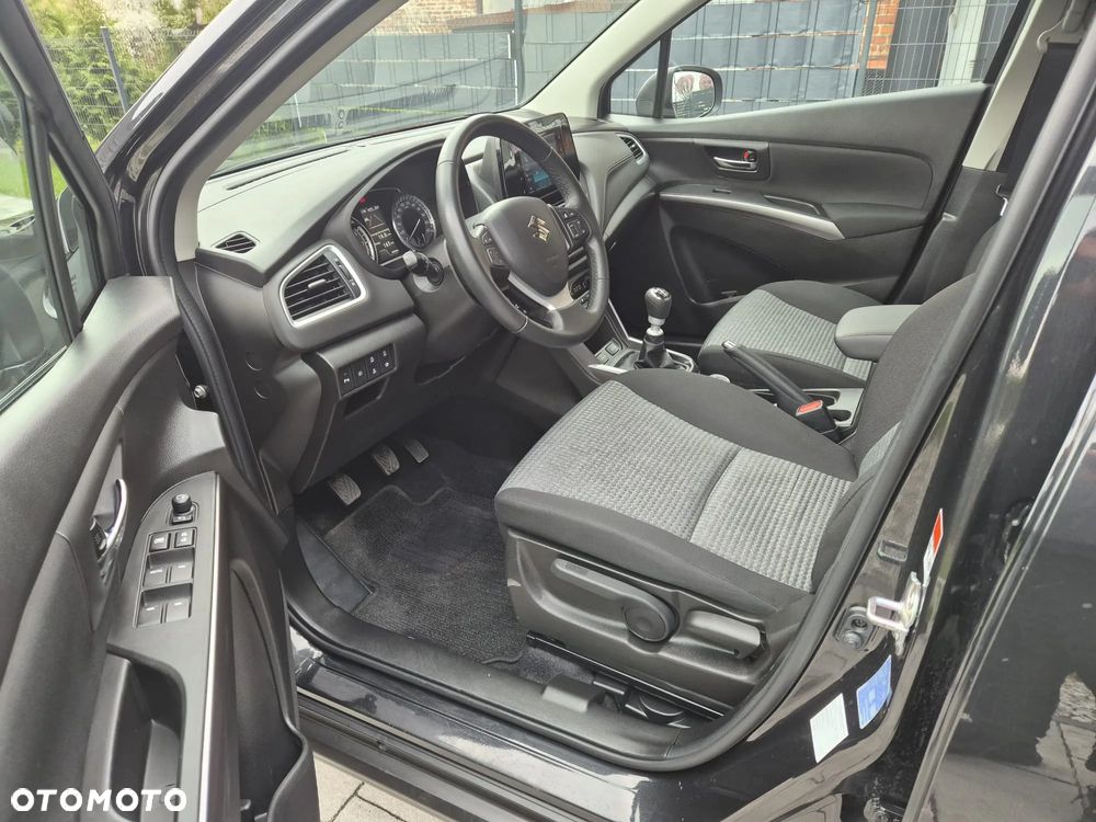 Suzuki S-Cross 1.4 SHVS Premium SP - 24