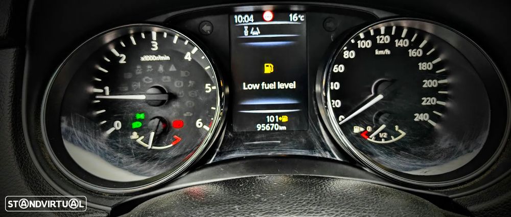 Nissan Qashqai 1.5 dCi Tekna Premium A+C - 17