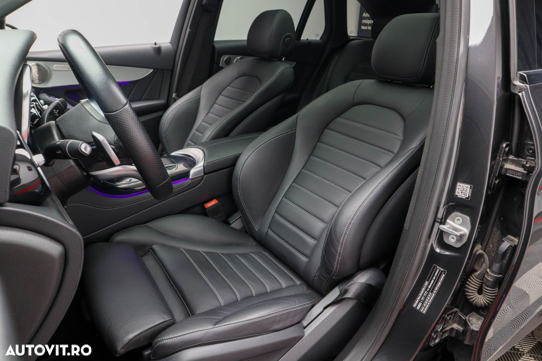 Mercedes-Benz GLC 300 e 4Matic 9G-TRONIC AMG Line Plus - 28