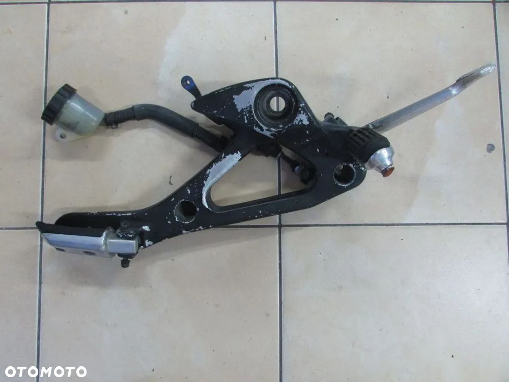 Honda Varadero XL1000 V 03-06 r. podnózek set prawy - 1