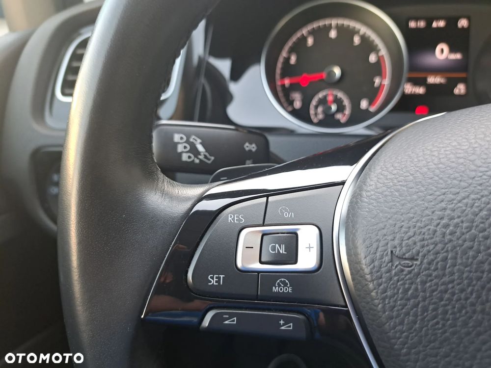 Volkswagen Golf 1.4 TSI BMT Highline DSG - 19