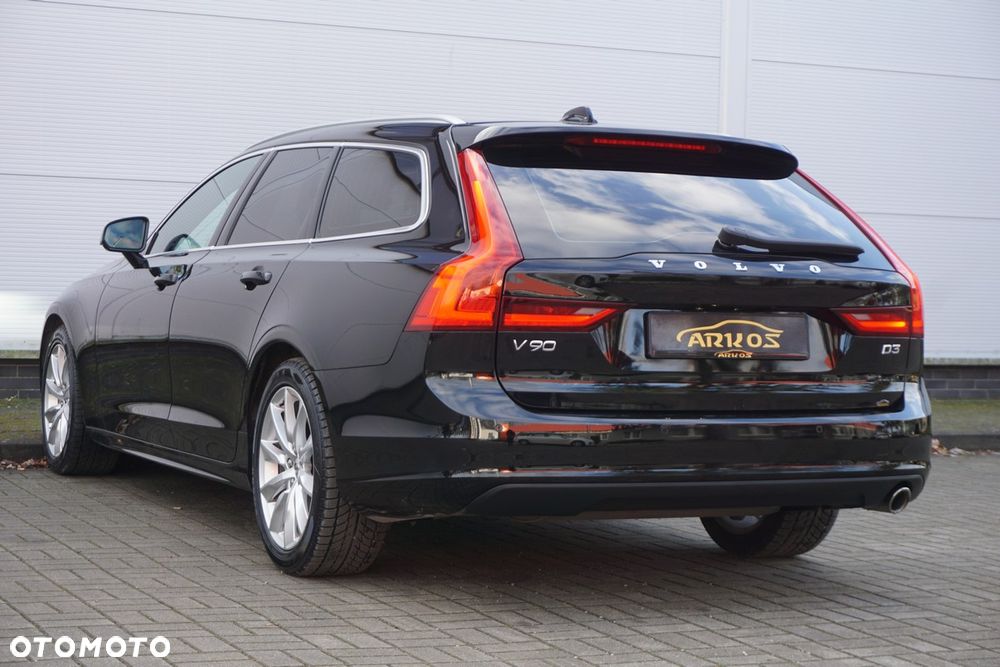 Volvo V90 D3 Geartronic Momentum Pro - 19