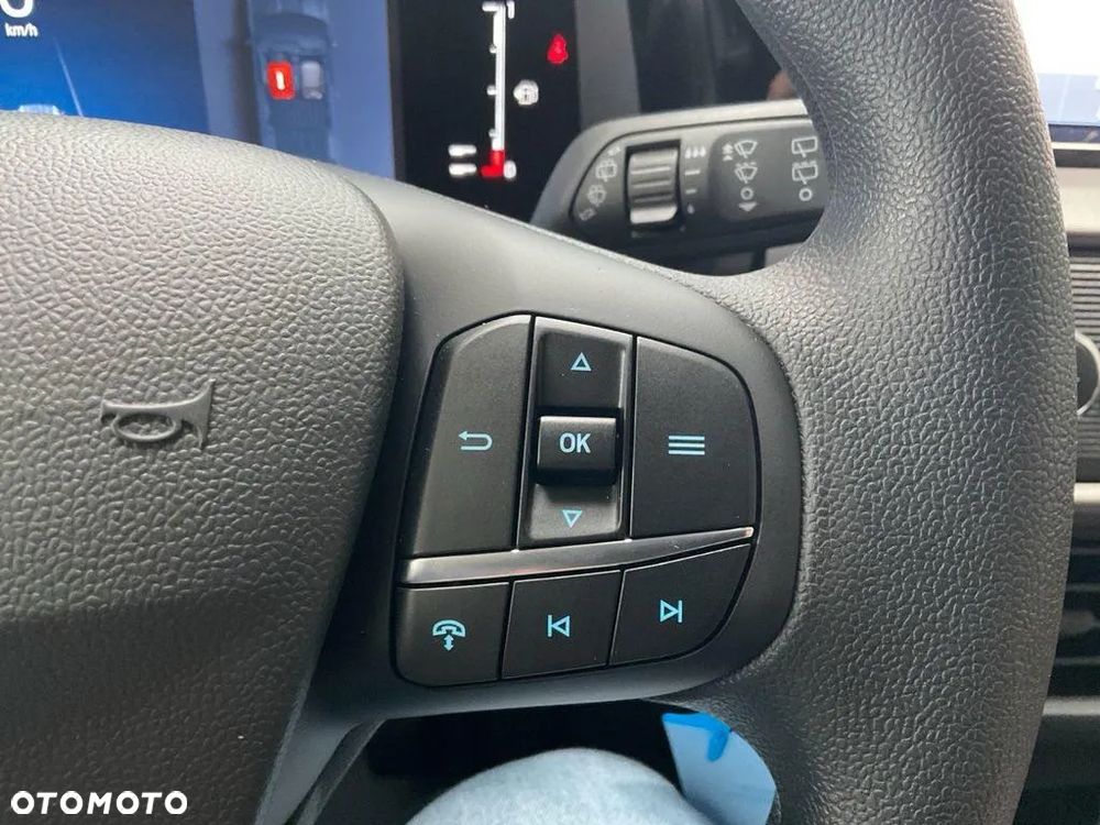 Ford Transit Courier 100KM - 17