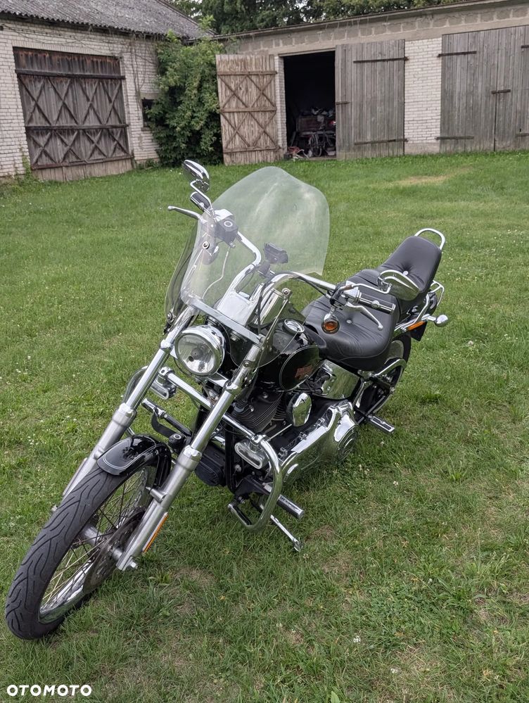 Harley-Davidson Softail Custom - 1